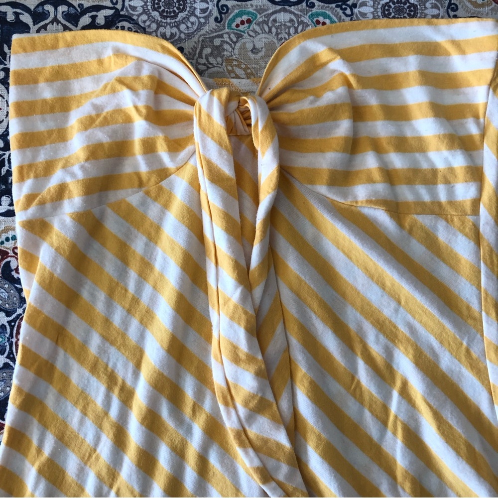 Sleeveless top size s